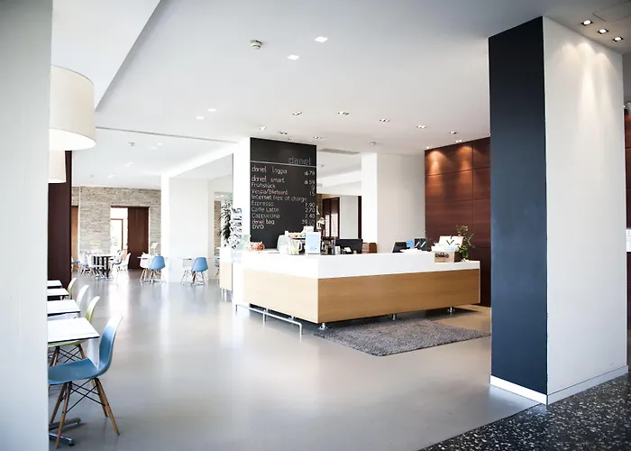 Daniel - Smart Lifestyle Near Centre فندق 3*