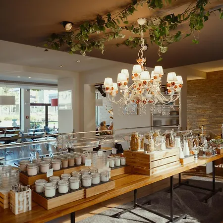 Отель Daniel - Smart Lifestyle Near Centre Грац