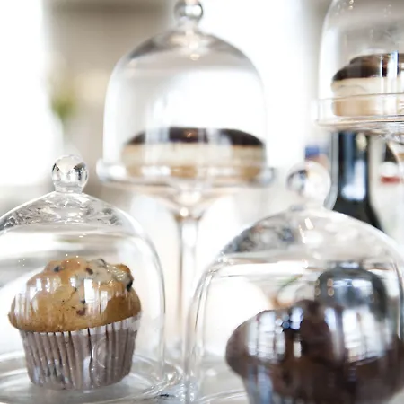 Daniel - Smart Lifestyle Near Centre Отель