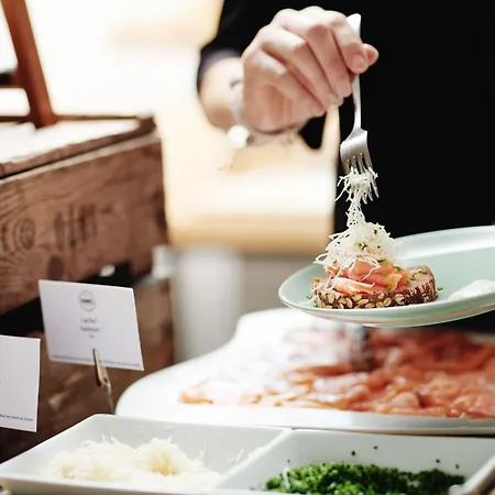 Daniel - Smart Lifestyle Near Centre Отель 3*