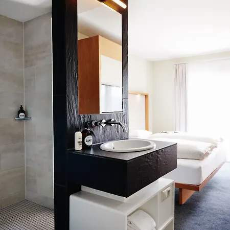 Daniel - Smart Lifestyle Near Centre