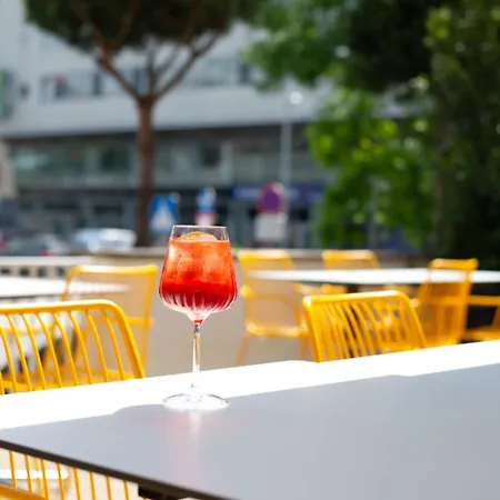 Daniel - Smart Lifestyle Near Centre