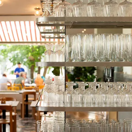 Daniel - Smart Lifestyle Near Centre מלון 3*