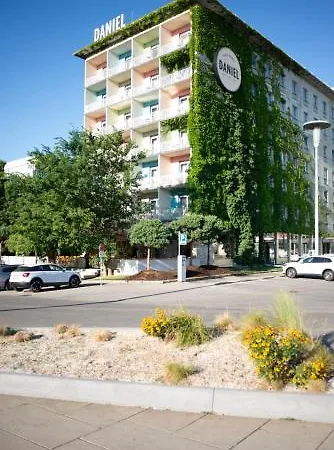 מלון Daniel - Smart Lifestyle Near Centre