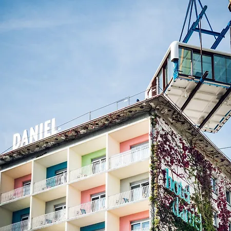 Отель Daniel - Smart Lifestyle Near Centre