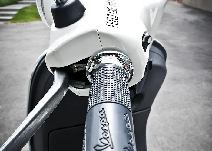 Daniel - Smart Lifestyle Near Centre 3*